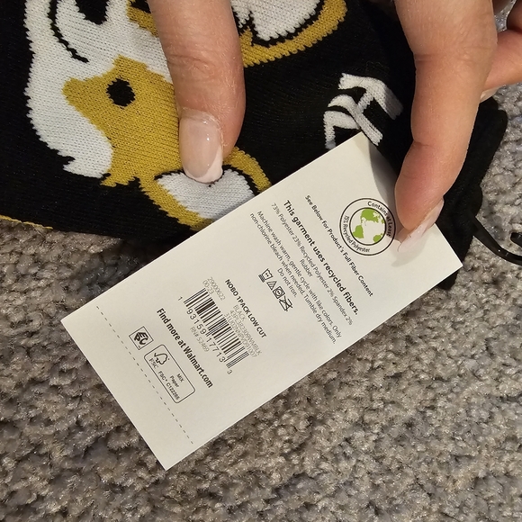 No boundaries corgi socks - Picture 2 of 3